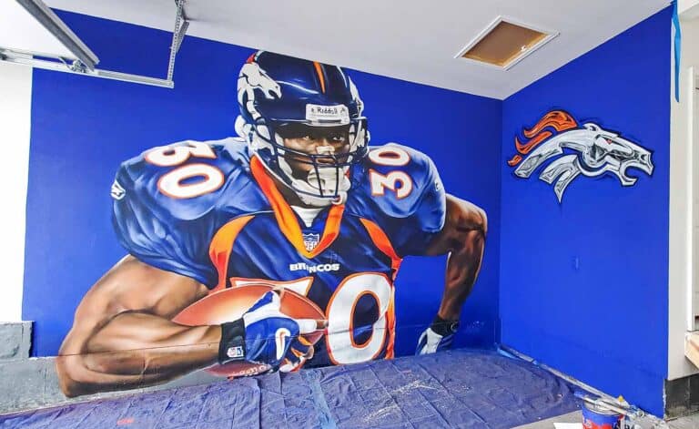 Mile High Salute mural of Terrell Davis of the Broncos by Bimmer Torres